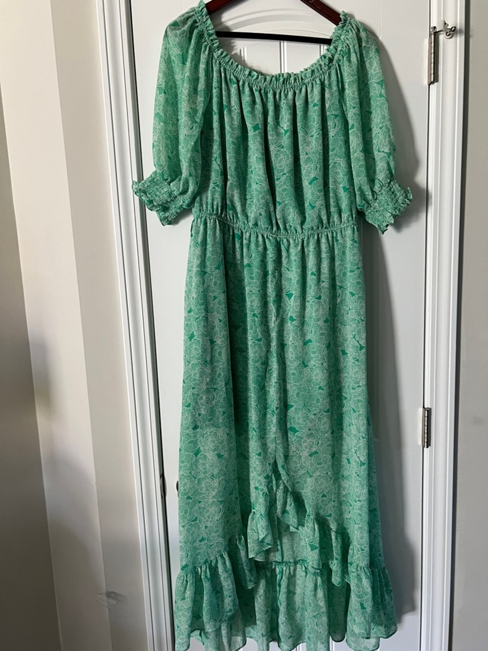 Bar III Green Floral Smocked Off-Shoulder Maxi/Midi Dress.